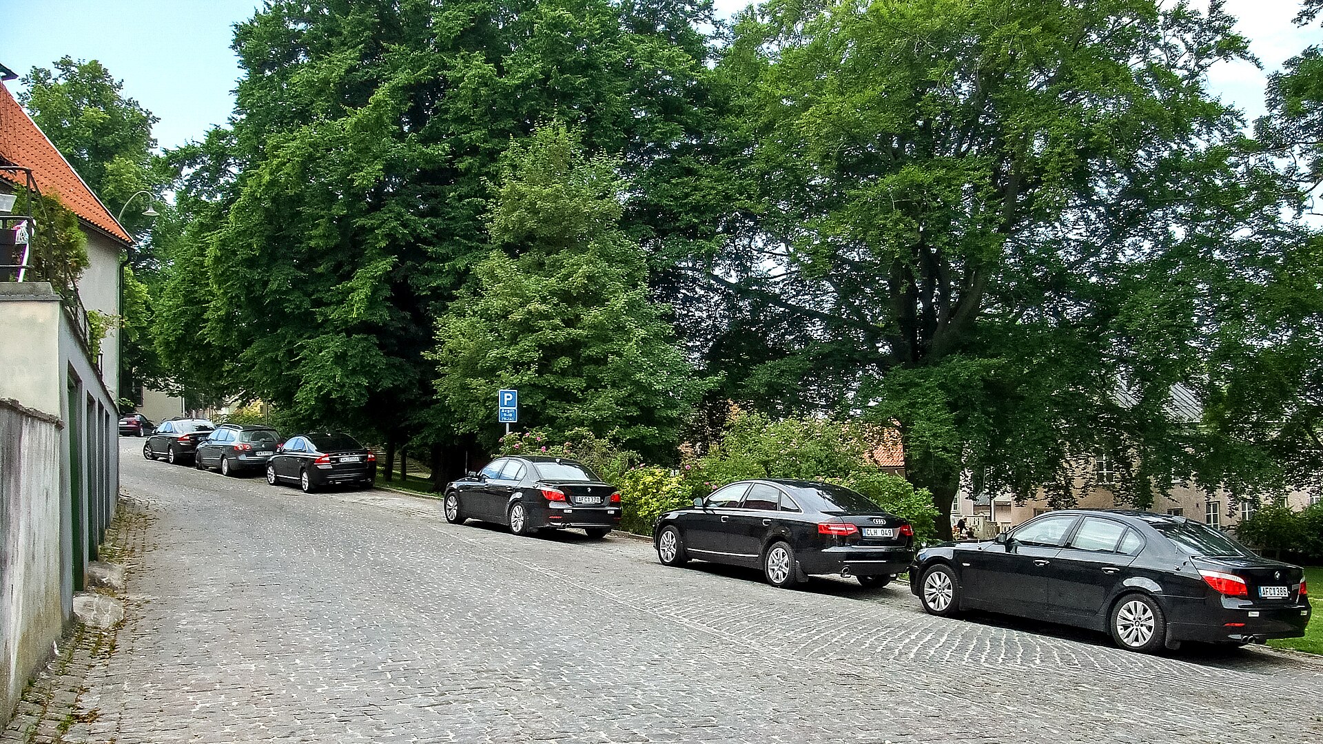 Swedish Security Service vehicles parked in Visby during Almedalen Week