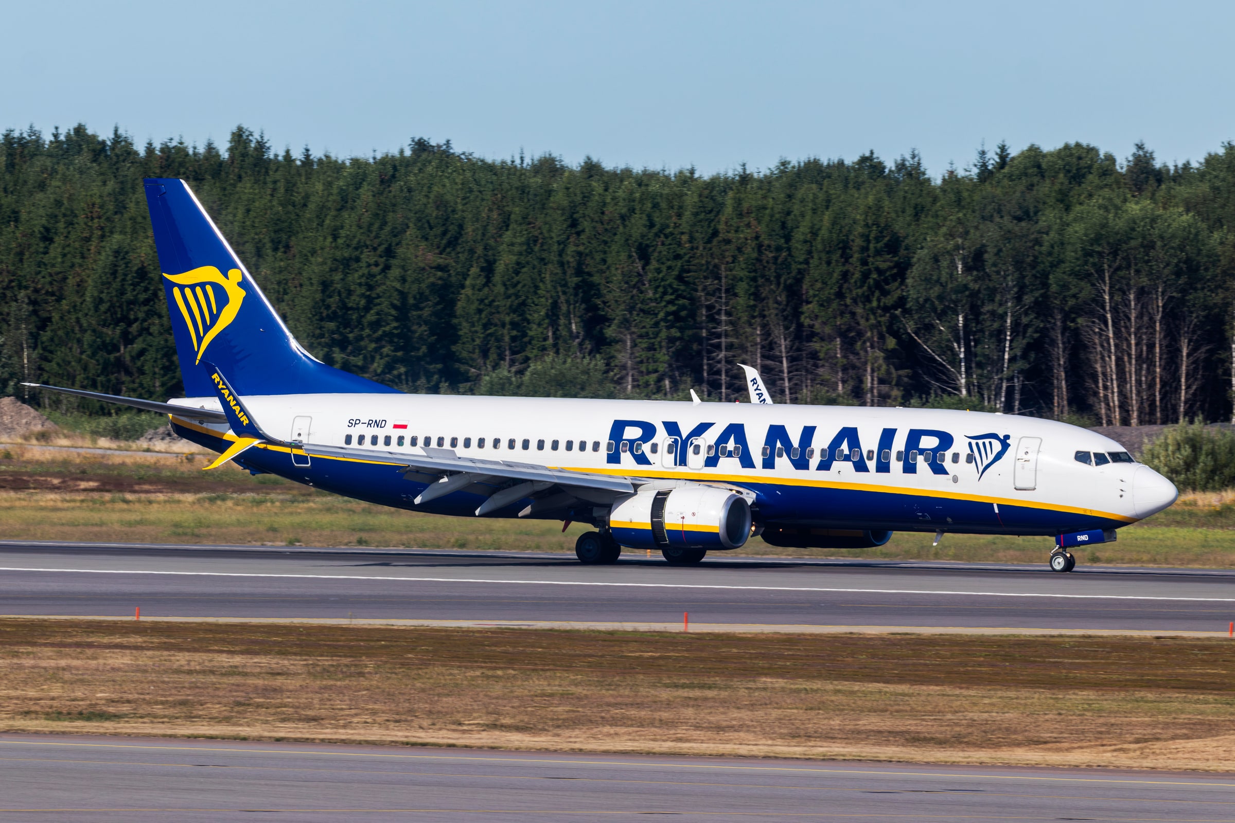 A Ryanair Boeing 737-800 on the runway at Stockholm Arlanda Airport.