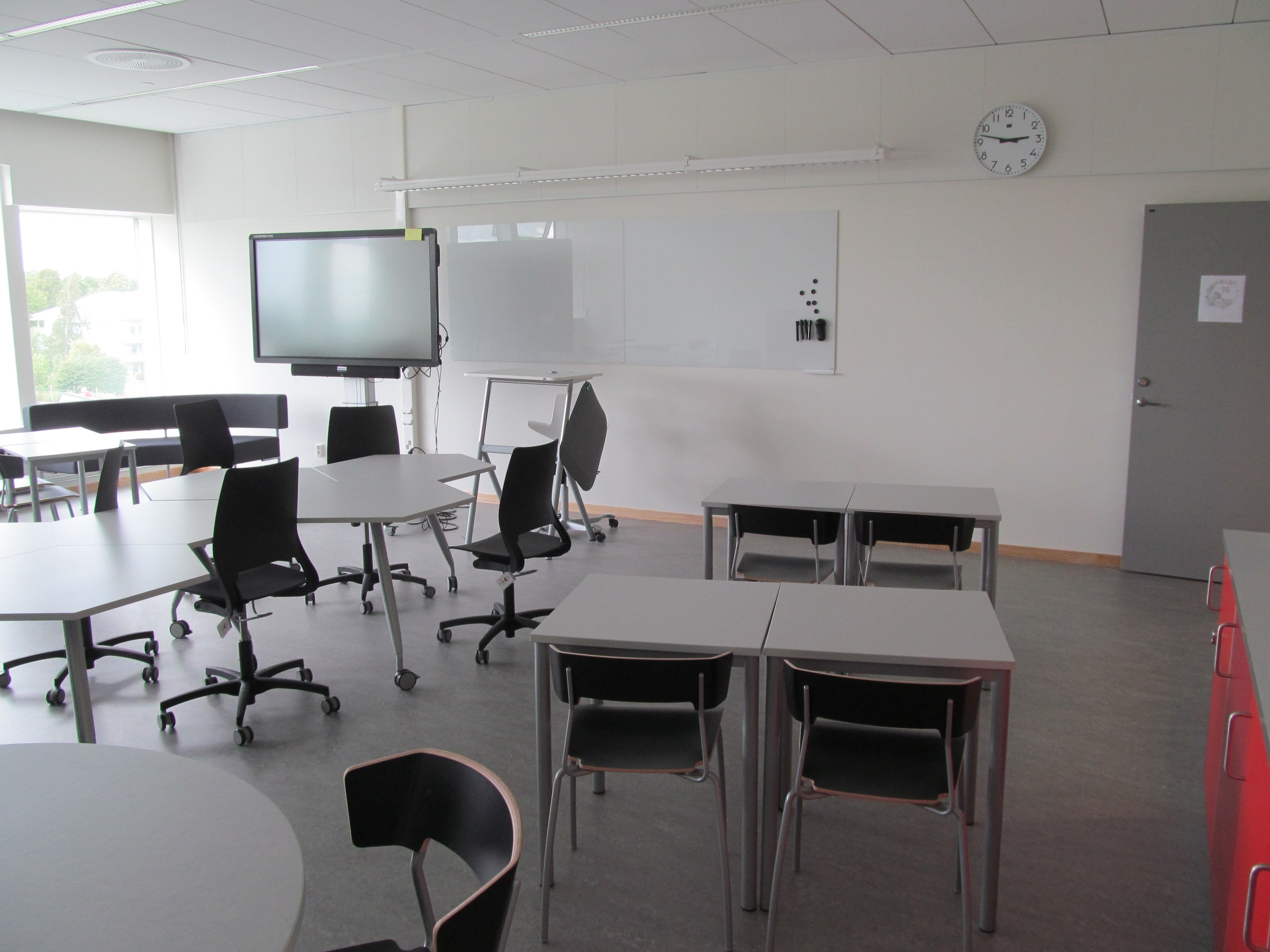 An empty classroom at Viktoriaskolan in Skara, photographed on 19 August 2017.